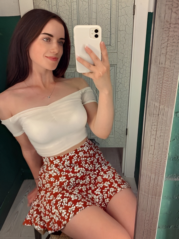 Ядвига привлекальеная девушка из Лобачева цена от 3000 руб