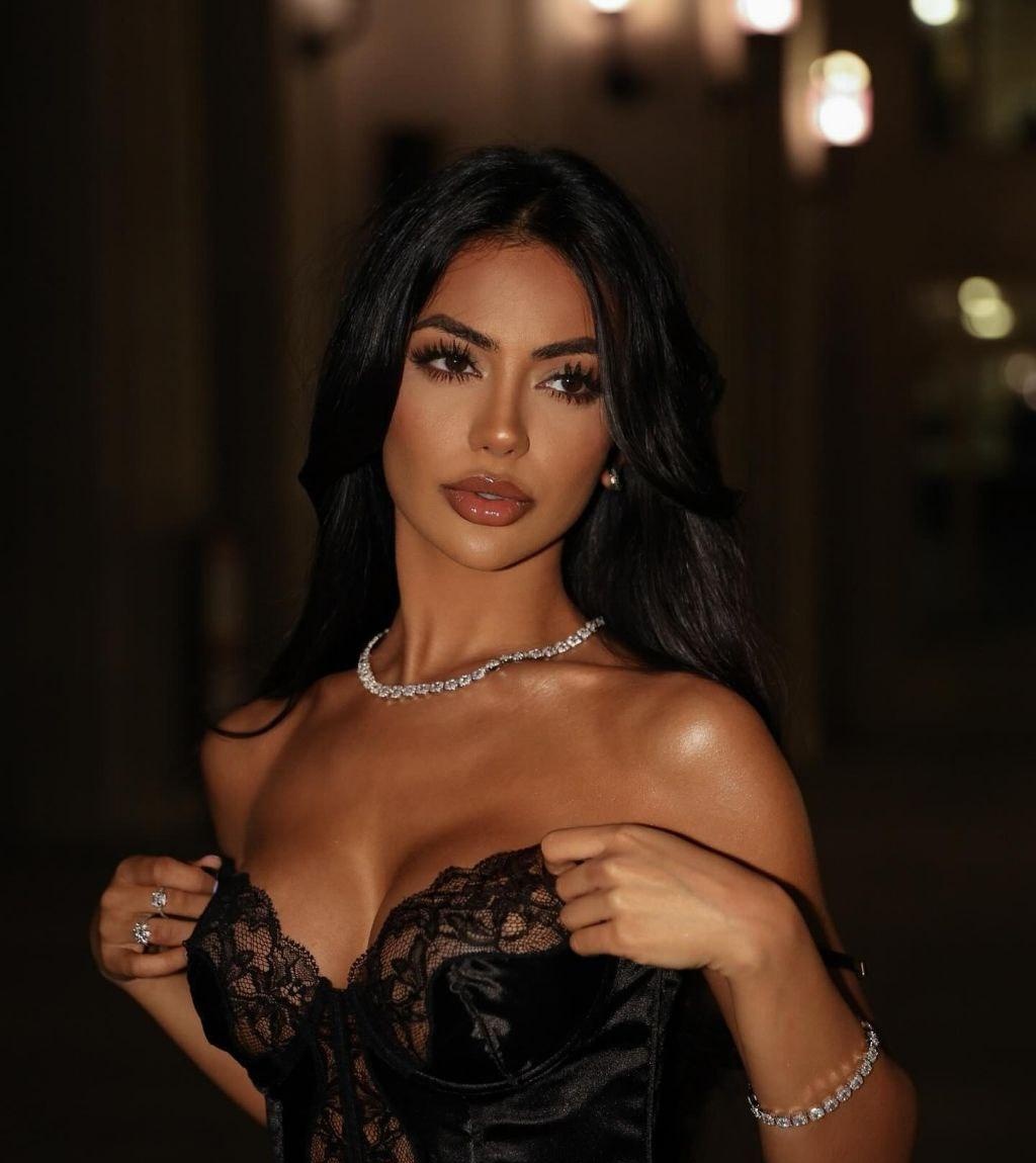 Милана привлекальеная девушка из Лобачева цена от 4000 руб