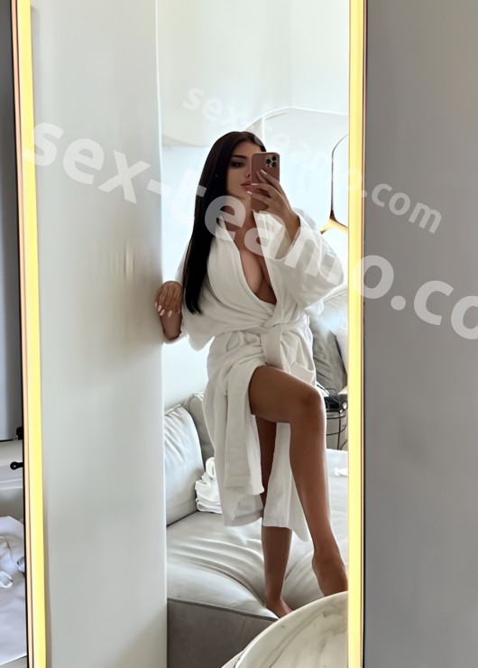 Индивидуалка КРИС, доступна для личного знакомства от 18000 руб