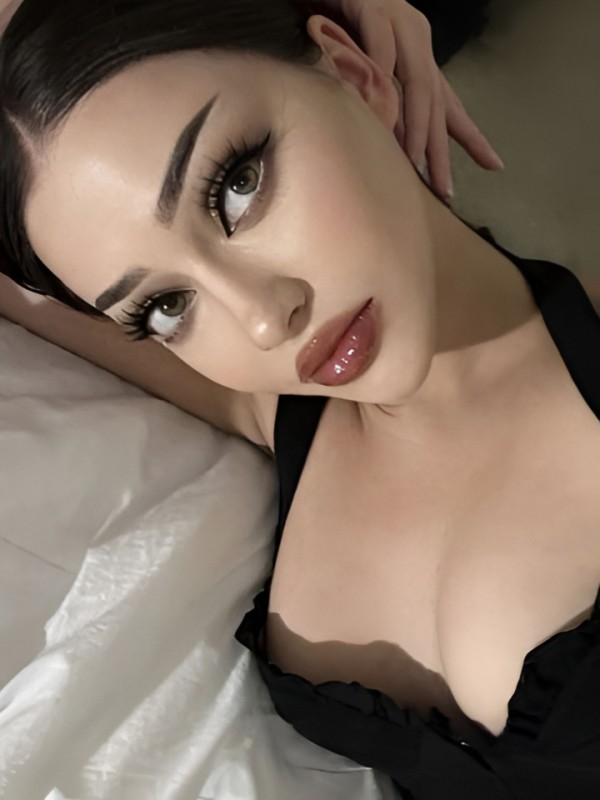 Виктория привлекательная девушка из Лобачева цена от 10000 руб