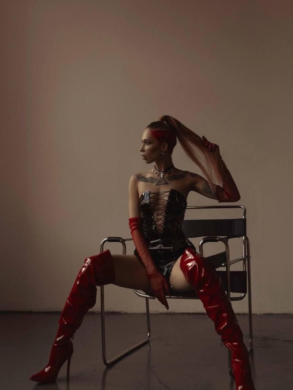 Полина привлекательная девушка из Лобачева цена от 4000 руб