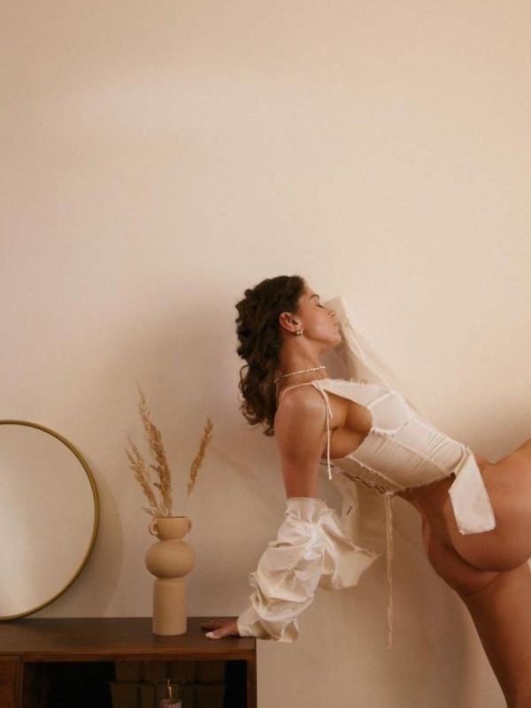 Оливия привлекательная девушка из Лобачева цена от 8000 руб